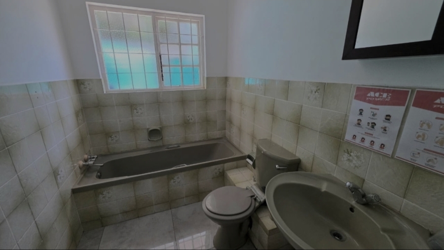 3 Bedroom Property for Sale in Haven Hills Eastern Cape